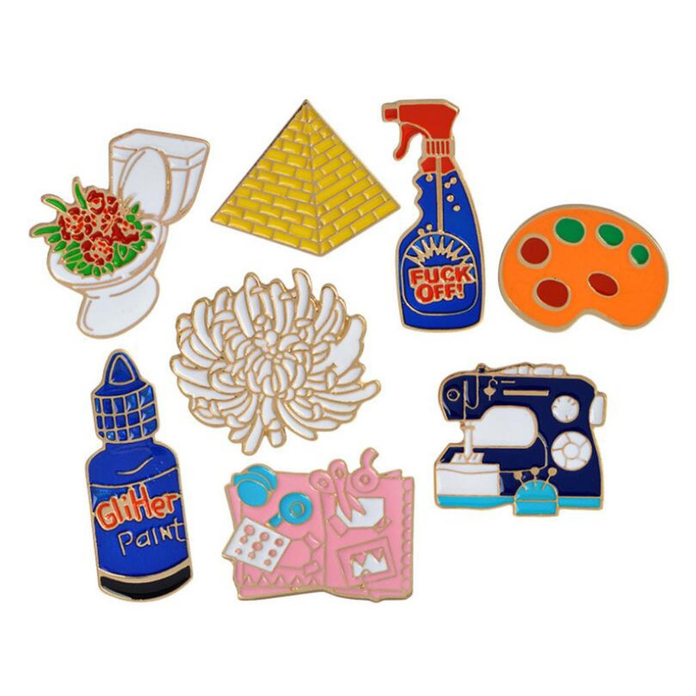 3/$20! Sewing Machine Enamel Pin - Picture 2 of 4